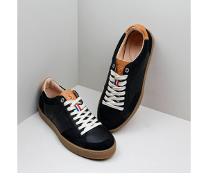 la paire Sneaker Hiba Noir Sessile, vintage, cuir noir semelle miel origine France Garantie